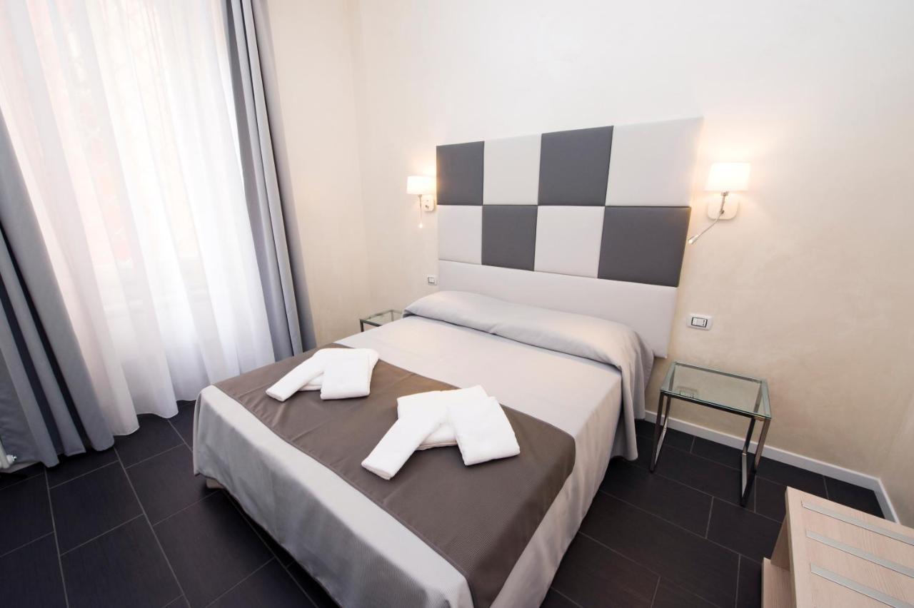 Grey&White Hotel Rom Eksteriør billede
